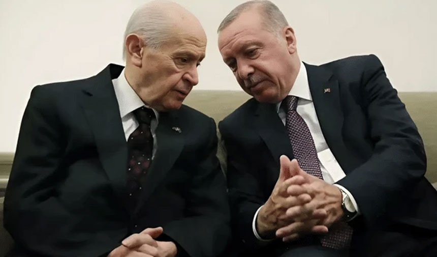 Überraschungsbesuch von Erdoğan in Bahçeli!