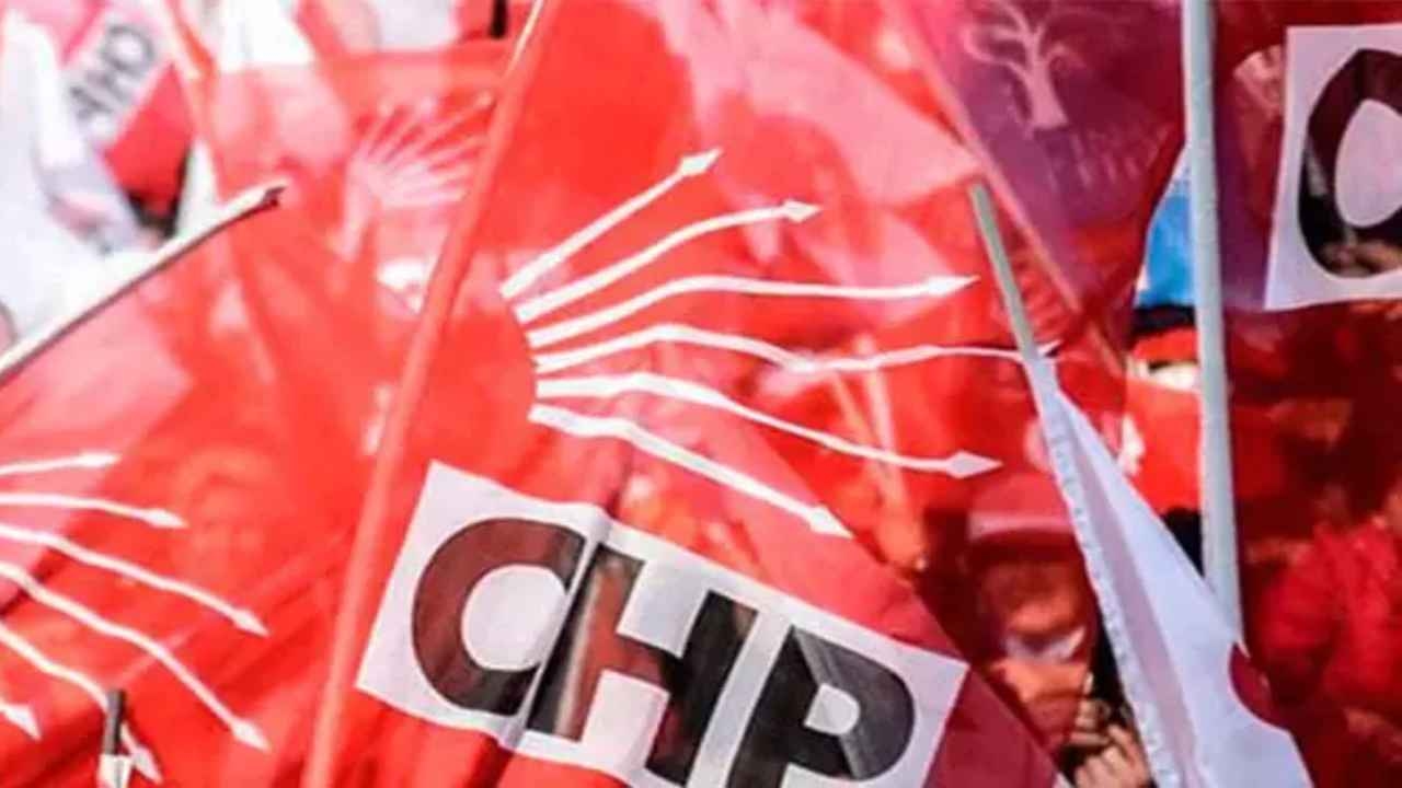 La CHP reacciona enérgicamente a la investigación iniciada contra Özgür Özel