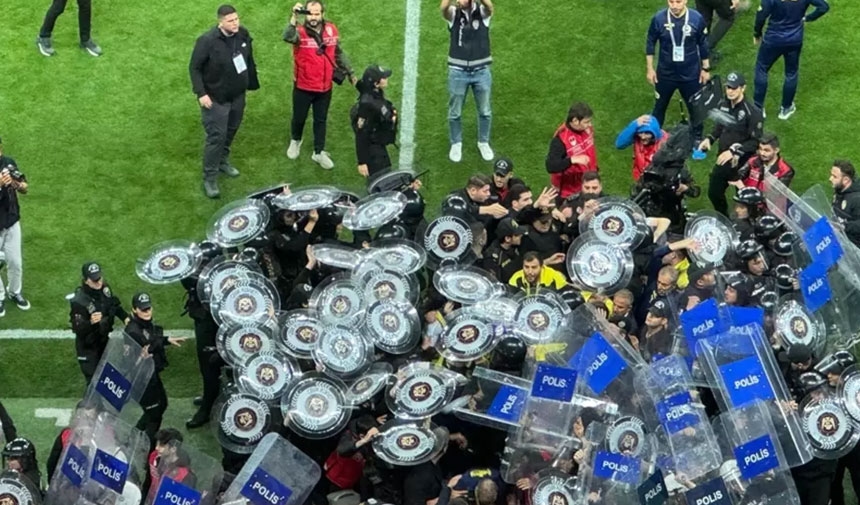 Decyzja o przymusowym sprowadzeniu dwóch piłkarzy Fenerbahçe