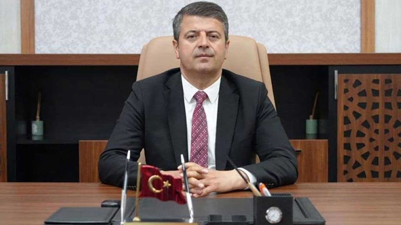 Abdurrahman Tutdere fue suspendido de sus funciones