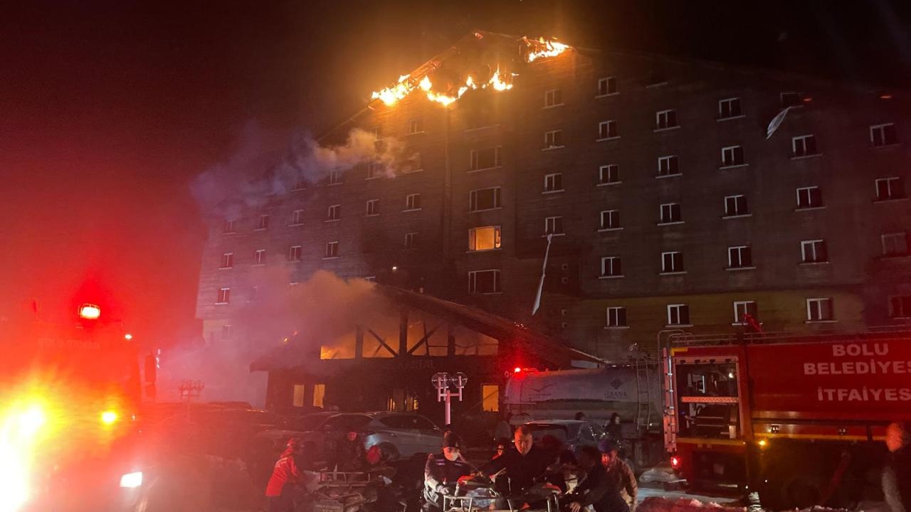 La Comisión de Investigación del Incendio del Hotel Kartalkaya se dirige a Bolu