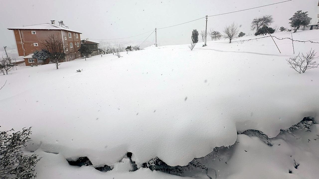 Avertissement de fortes chutes de neige émis par la météorologie pour 2 villes