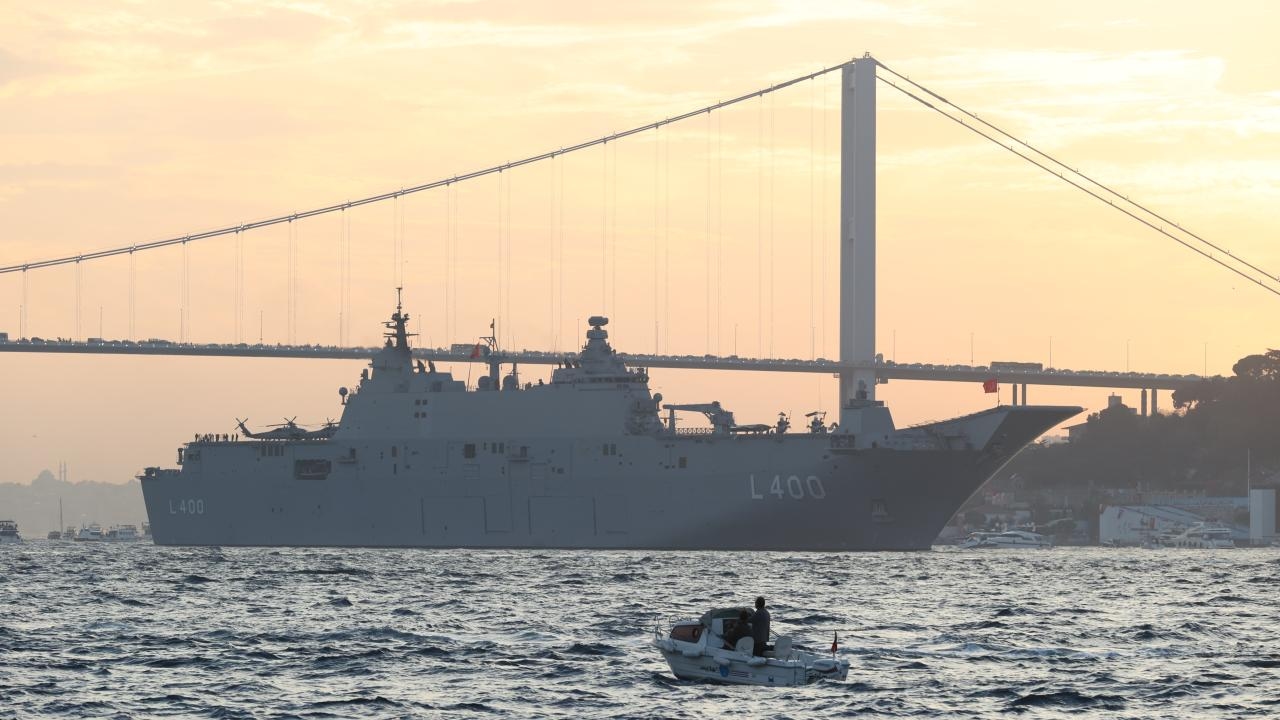 The Bosphorus will wave with national pride