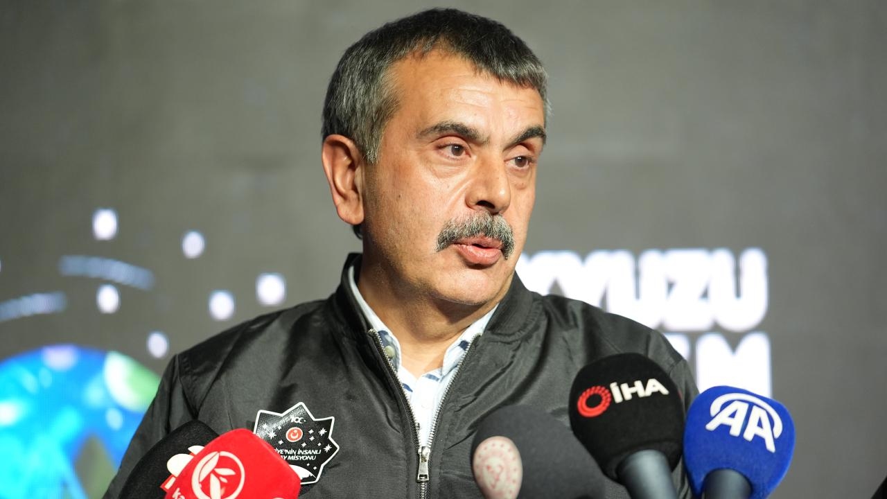Ministro Tekin: Vogliamo TEKNOFEST a Erzurum