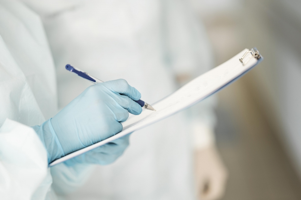 L'autorità di regolamentazione ha modificato il regolamento sulle attività di licenza nel campo dell'uso di agenti infettivi