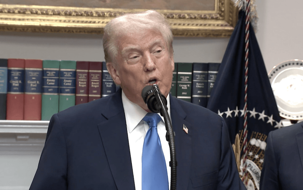 Wypowiedzi Trumpa łączące Tylenol i szczepienia z autyzmem wywołały debatę w środowisku zawodowym.