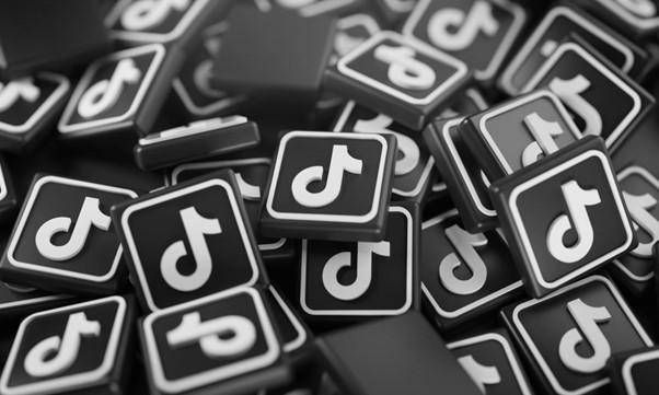 Best Sites to Buy Cheap TikTok Followers (Italy, Paypal, Apple Pay)