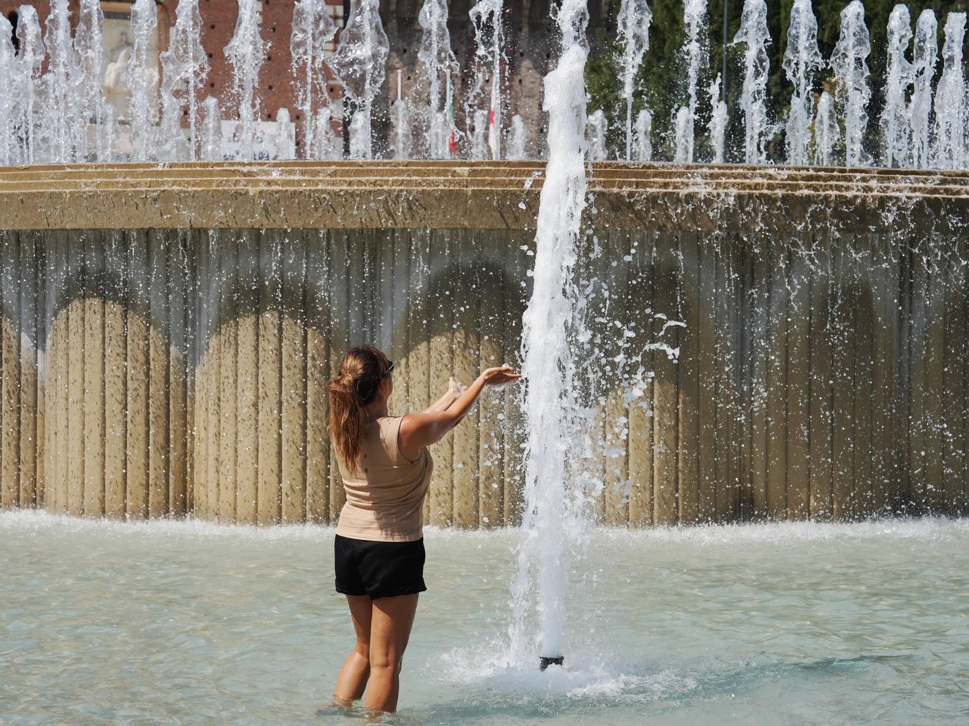 Calor, hoje alerta laranja em 7 cidades por temperaturas altas