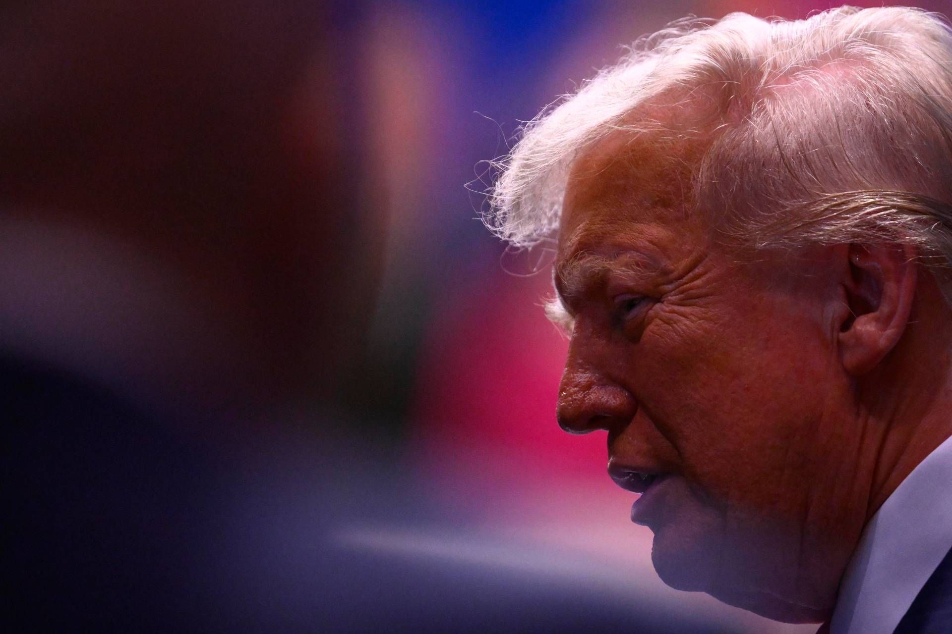 Duties, Trump against Canada and EU: "They are bad but I have the best cards"