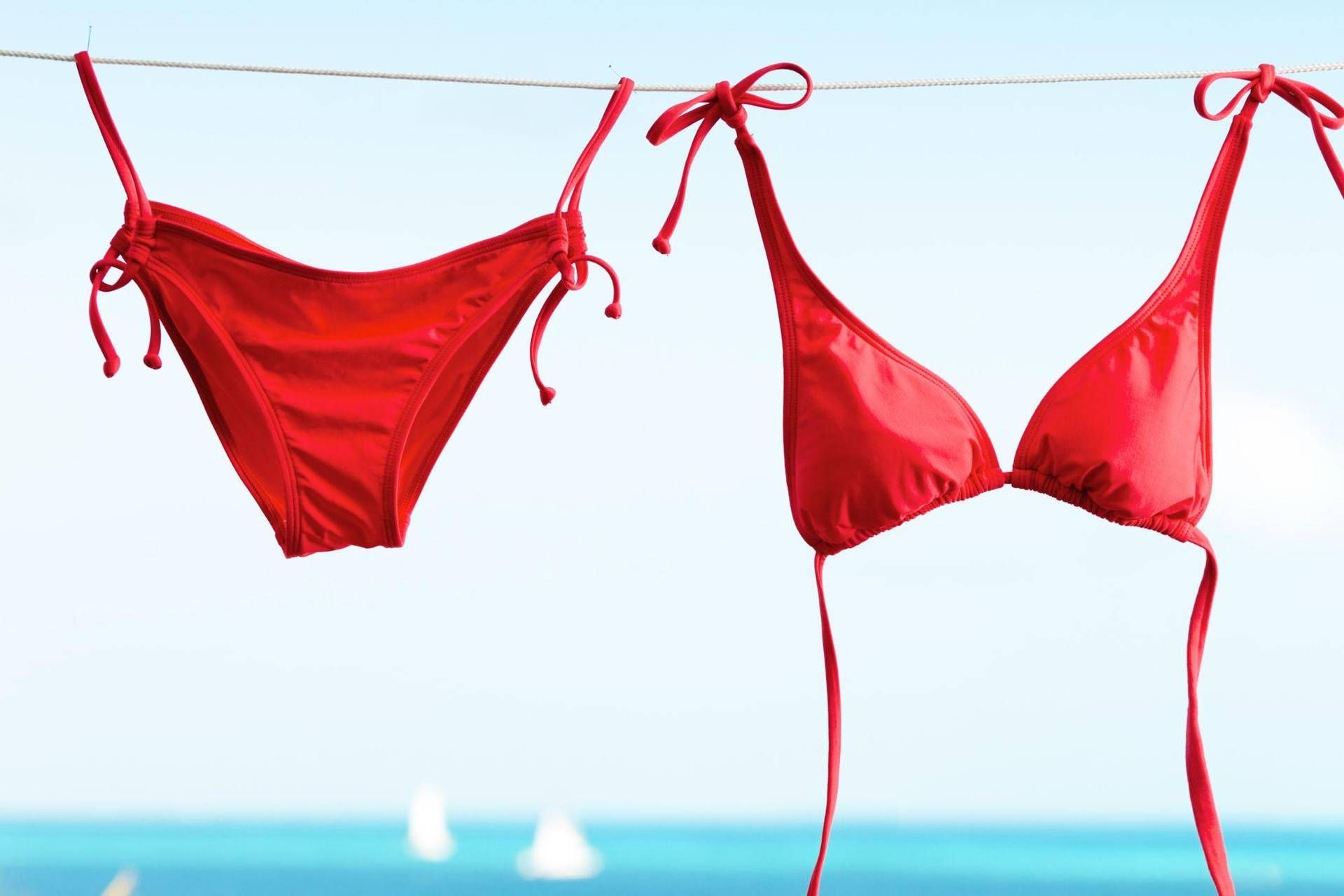 Meme kanserinden sonra bikini giymeye geri dönen Babc'in sosyal kampanyası başladı: #QuandolaPelleRaccontaunvissuto