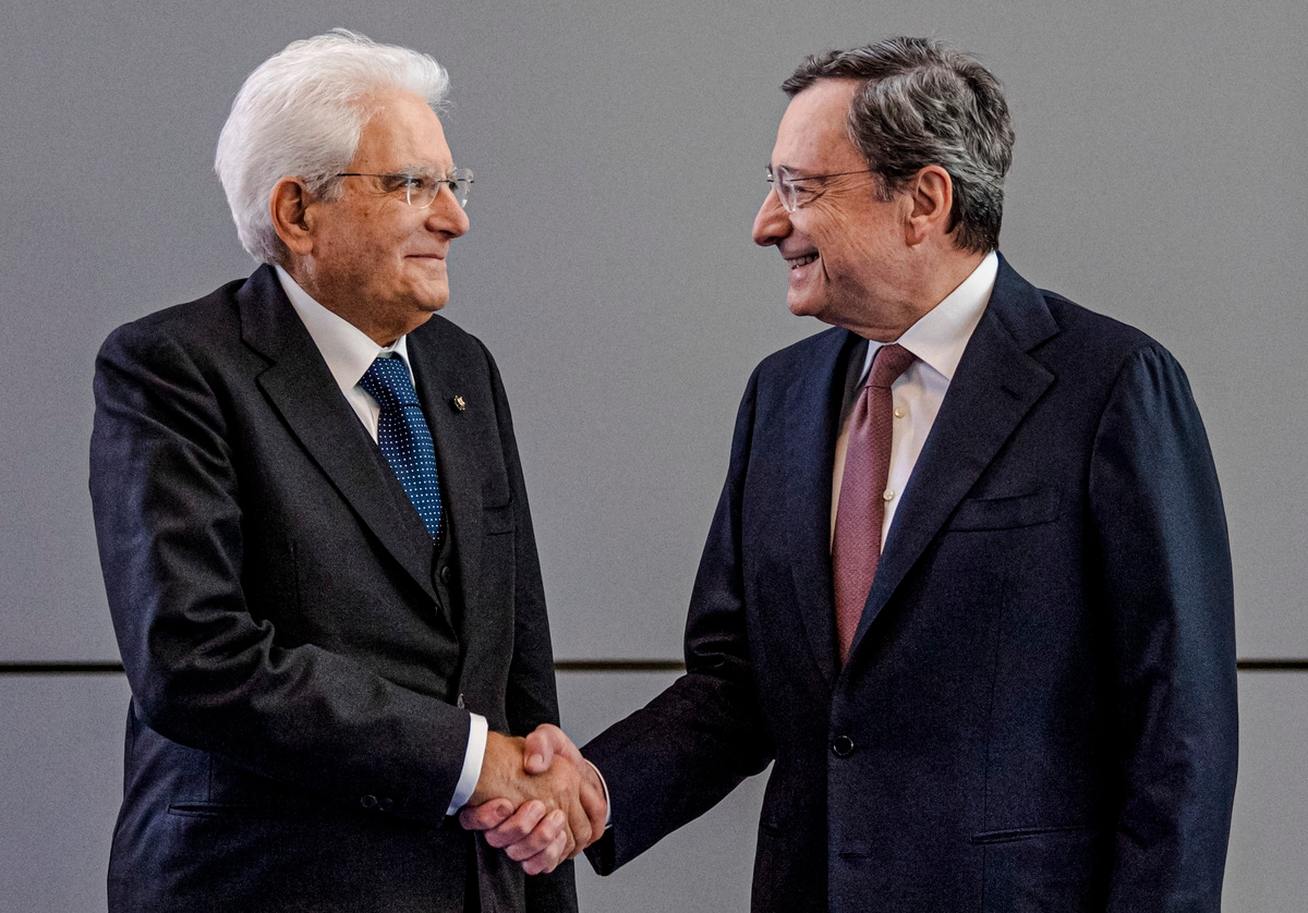 Draghi y Mattarella se han visto a menudo últimamente (aunque en secreto). Ese ritual particular del ex BCE...