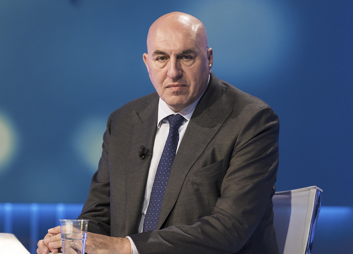 Crosetto deja caer a Israel: "Netanyahu debe detenerse en Gaza ahora"