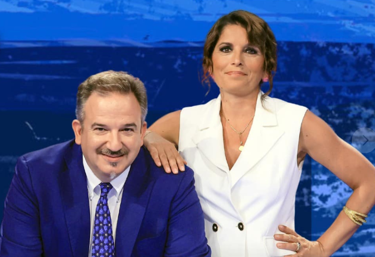 Ascolti tv, Paperissima rallenta senza la spinta del Mondiale per club. In Onda batte la coppia Barra-Poletti