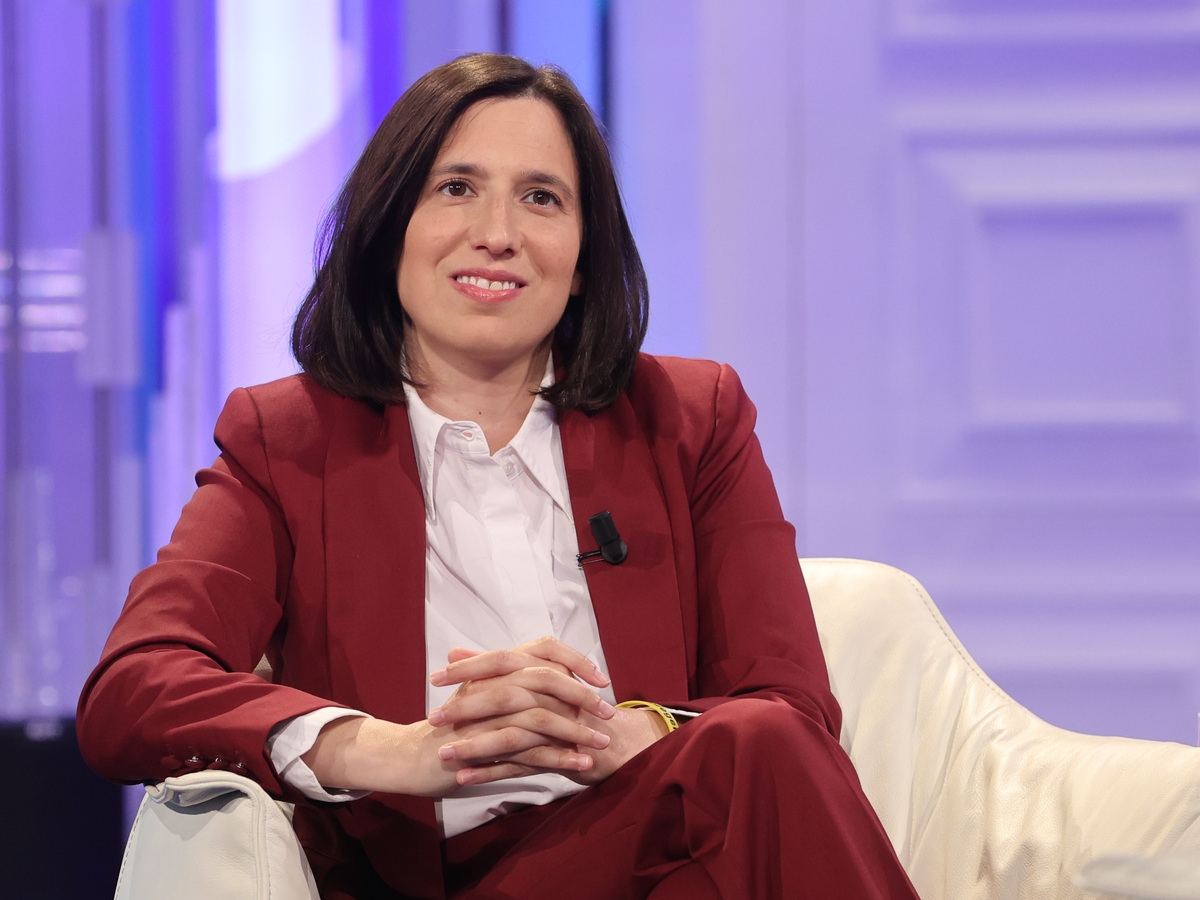 Schlein: "Eleições regionais? Uma coalizão progressista unida em todos os lugares. Meloni é apenas um intervencionista com risco bancário."