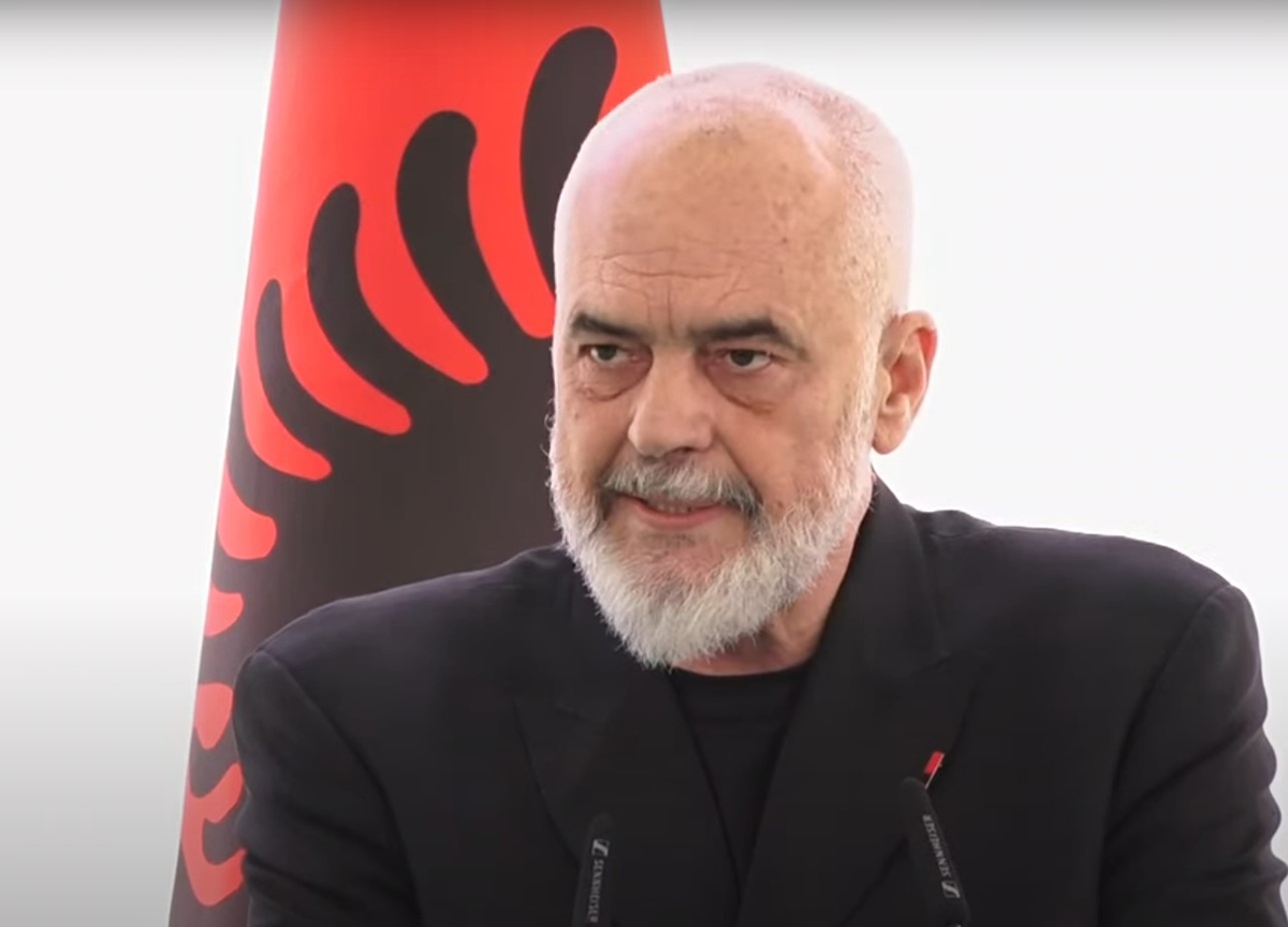 Albania al voto, il socialista Edi Rama mira al quarto mandato. Occhi puntati sul ritorno dell'ex premier Sali Berisha