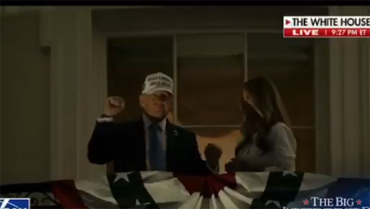 Trump ve Melania ve Donald dansı: ABD Başkanı ve First Lady'nin 4 Temmuz'da Beyaz Saray'da gösterisi - Video