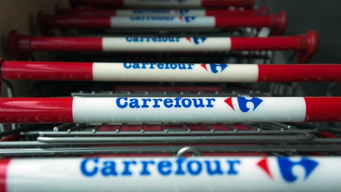 O Carrefour está considerando sair da Itália.
