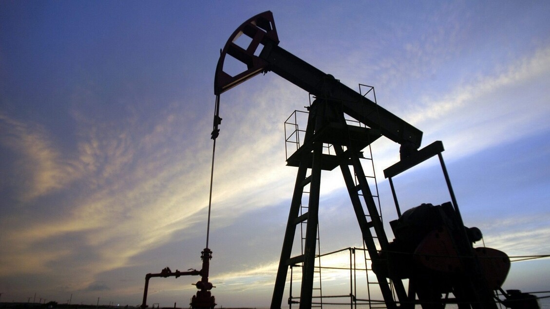 Petrol, İsrail-İran saldırılarıyla %1,07 yükseldi