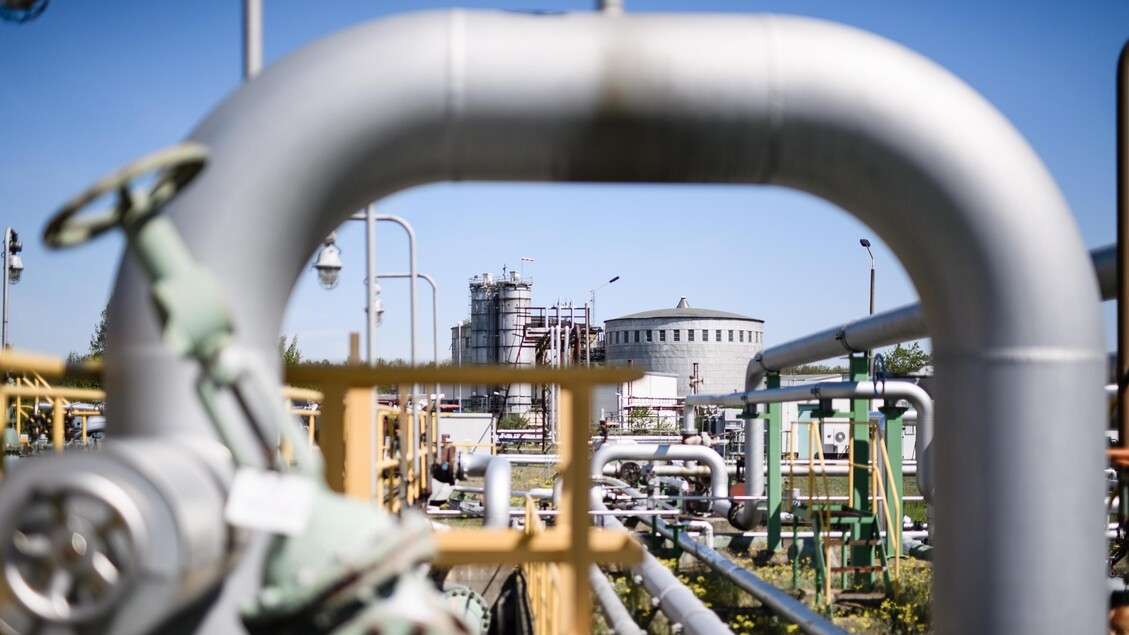 Oil price opens slightly lower at $66.9