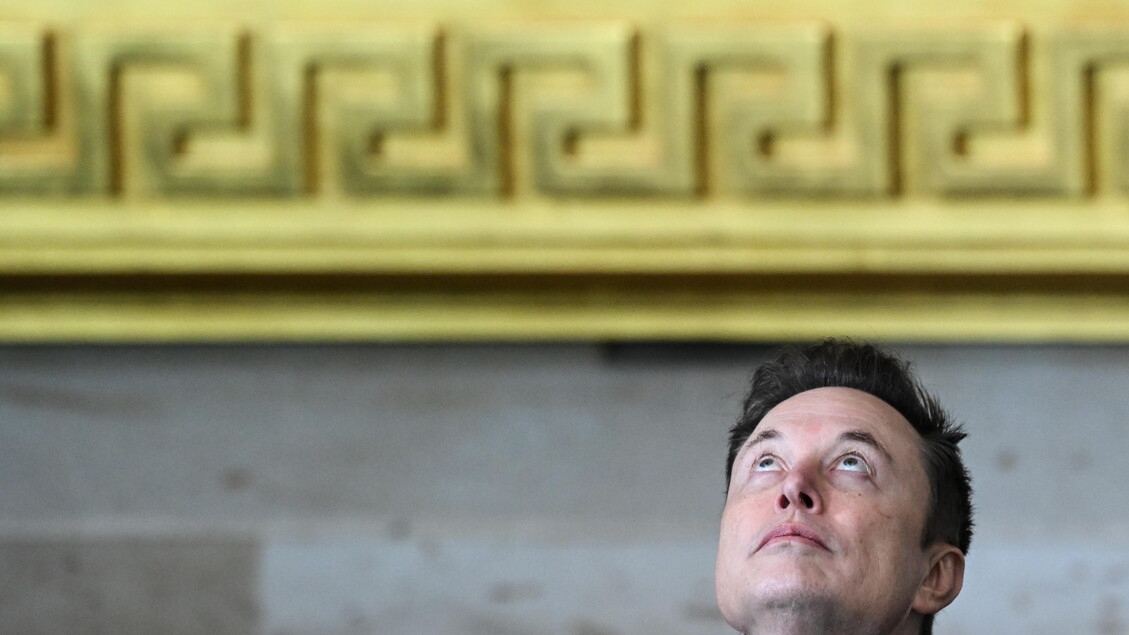 Musk challenges OpenAI, SpaceX invests $2 billion in xAI