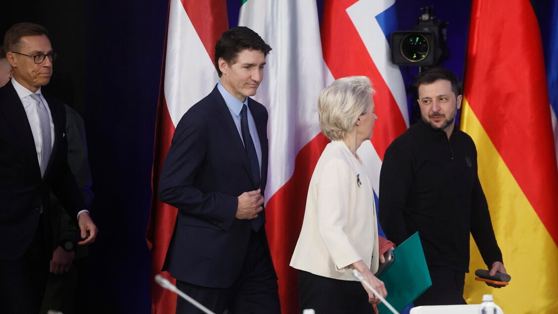 Zelensky: 'I discussed security guarantees' with G7