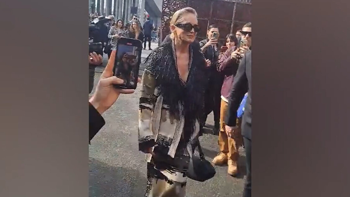 Sharon Stone, Milano'daki Antonio Marras şovunun konuğu