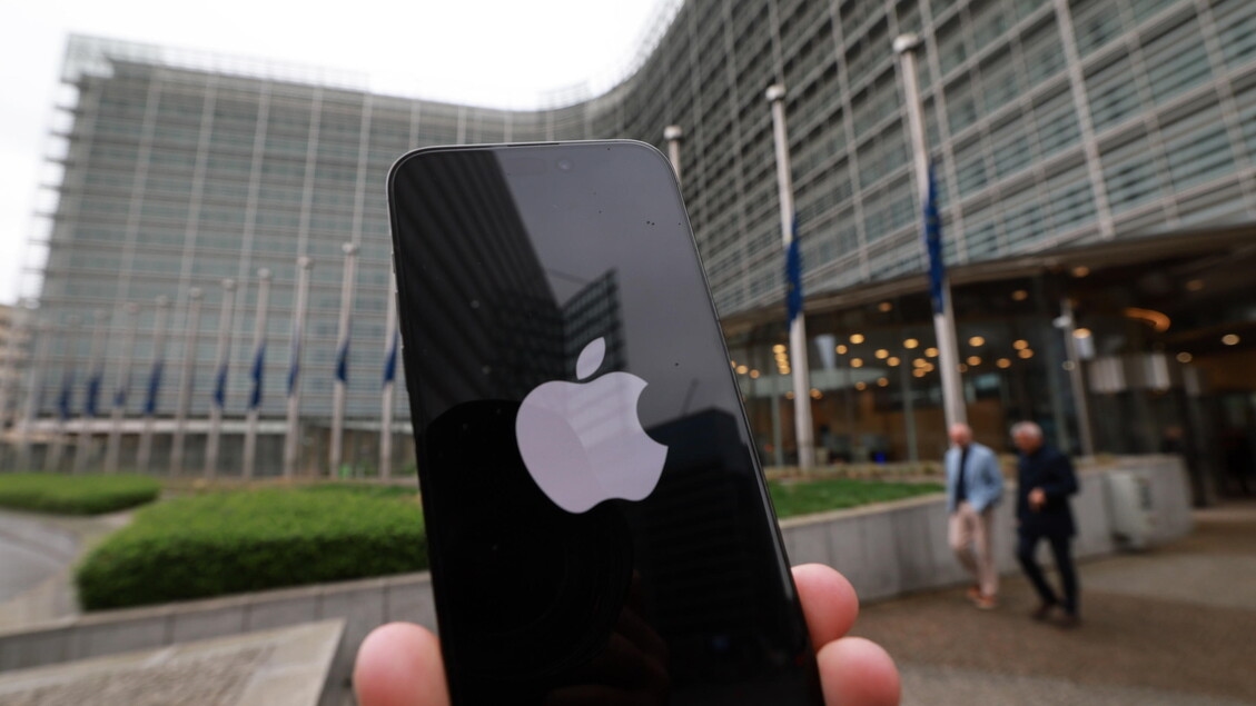 Apple Changes App Store Rules to Comply with EU