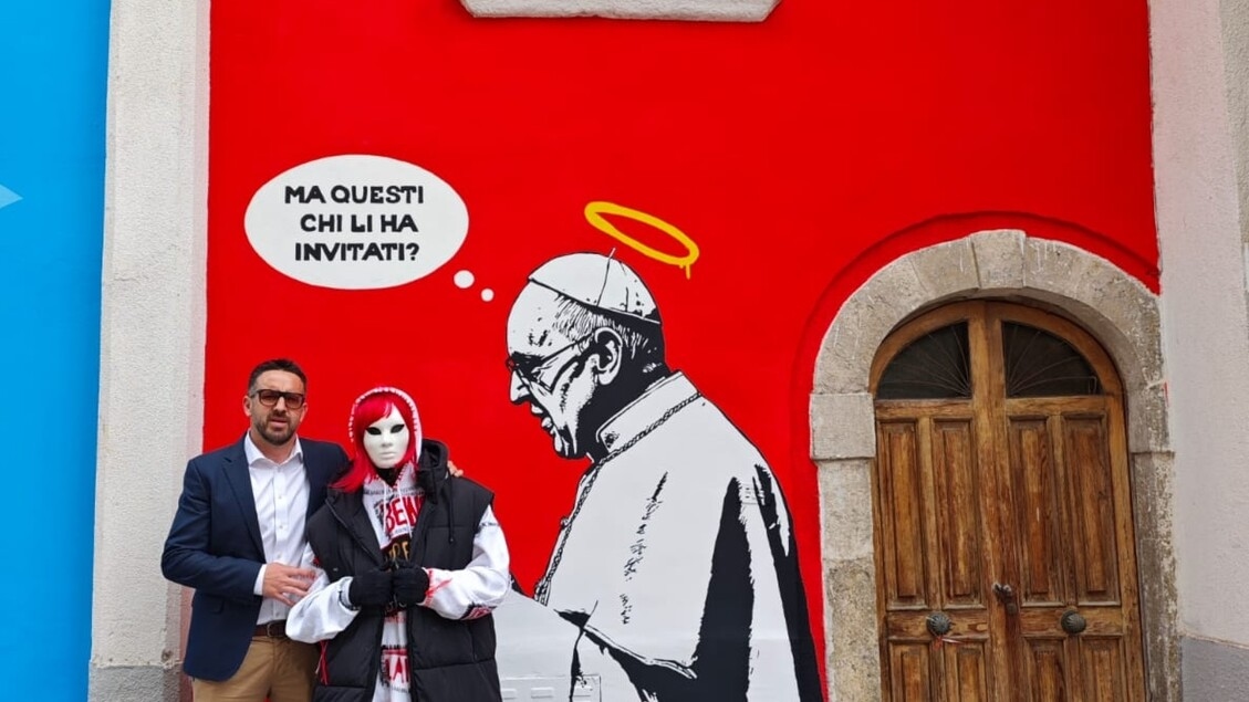 In the Abruzzo village of murals, a work on Pope Francis reappears