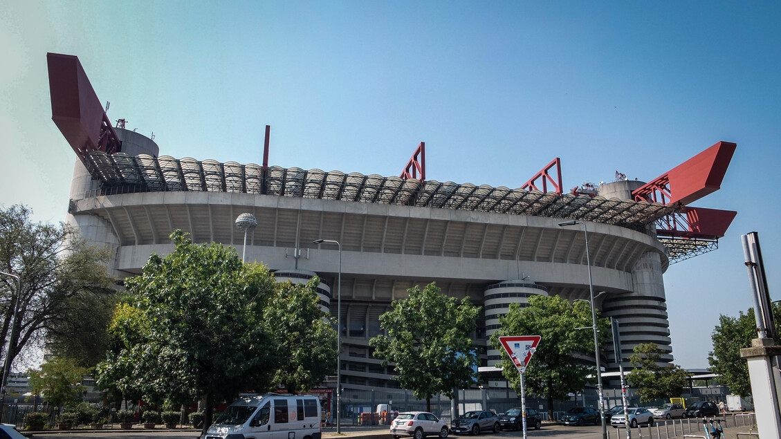 San Siro: Preço de venda mais baixo sugerido, críticas do Partido Democrata e dos Verdes
