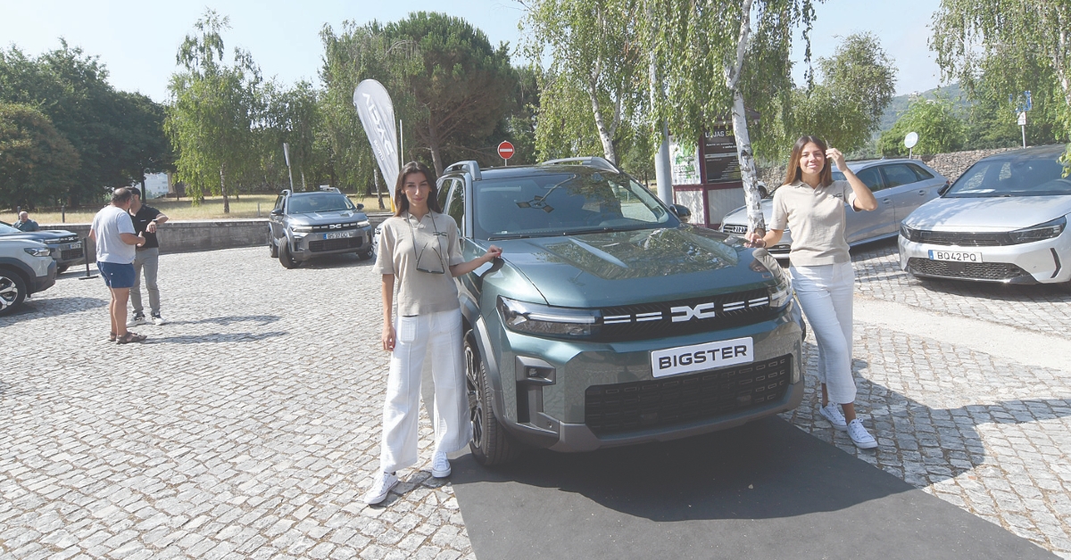 Coimbra: Litocar invitó al público a descubrir las “estrellas” de Dacia