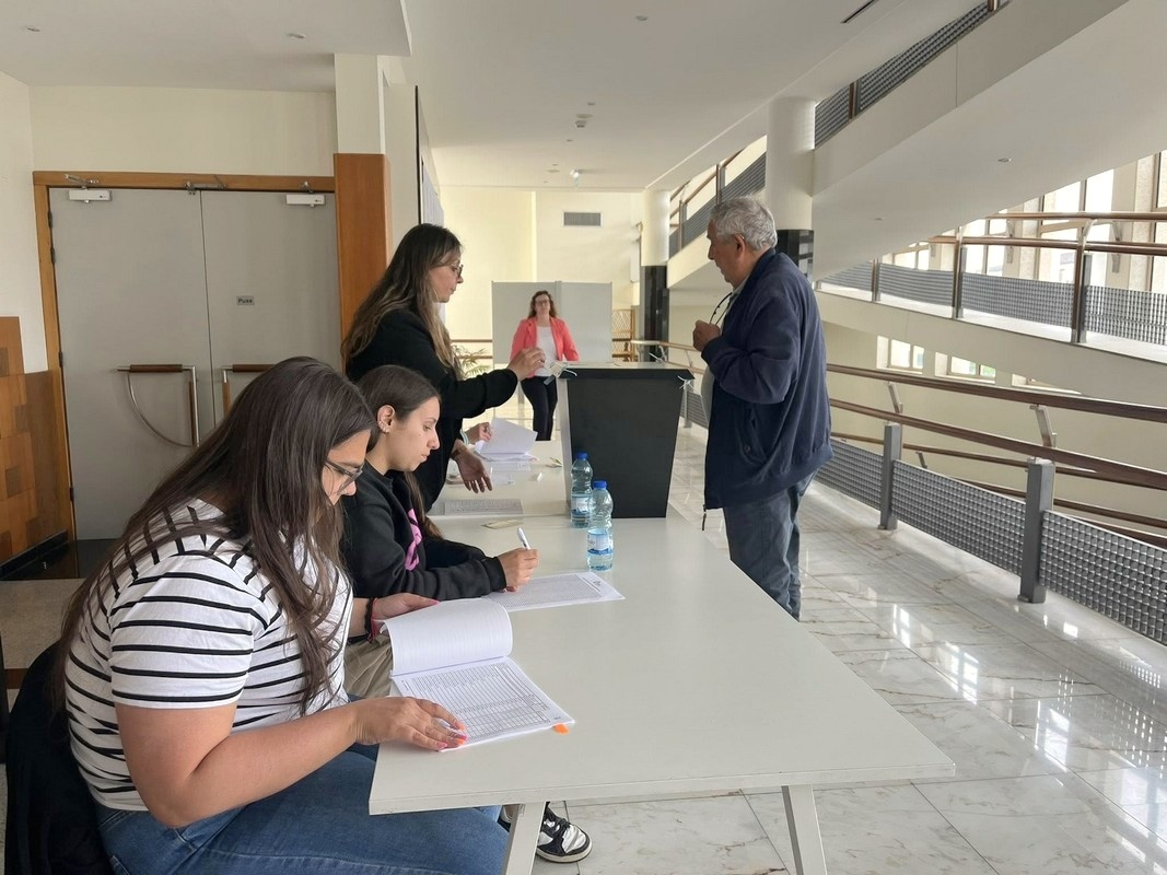 A las 16.00 horas votaron menos electores. que en 2024