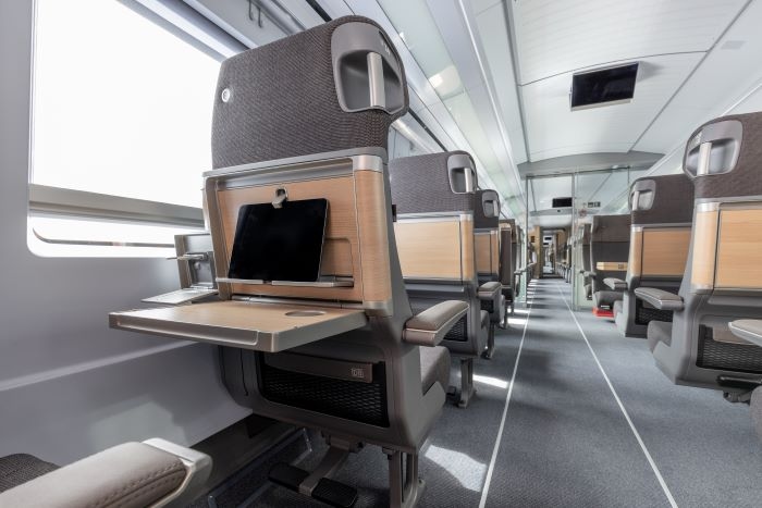 Amex GBT survey: Train preferred as mobile office