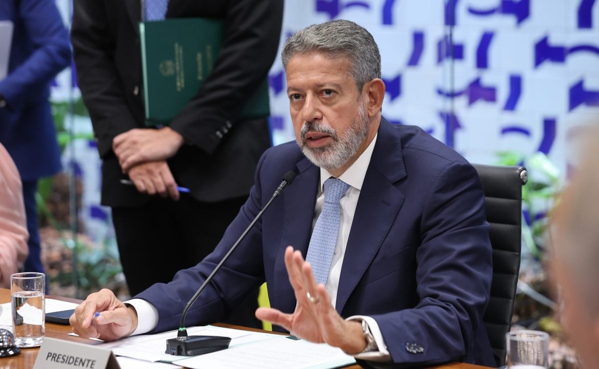 Projeto que amplia isenção do IR avança na Câmara; falta o aval do plenário