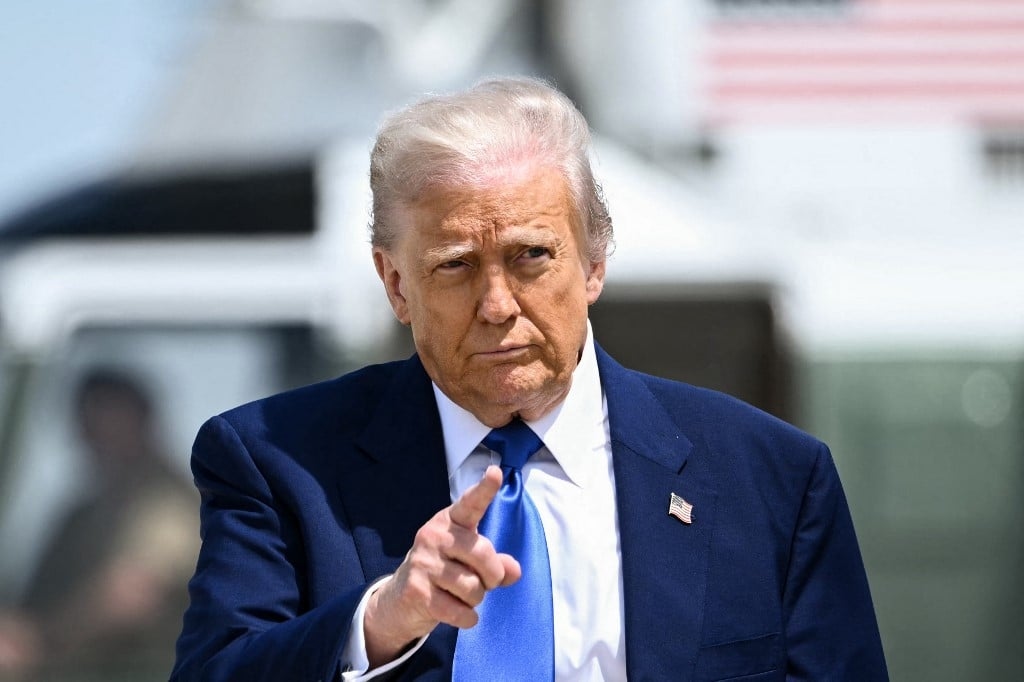 Toneladas de mel e pescado brasileiros estão parados em portos por taxação de Trump, dizem setores