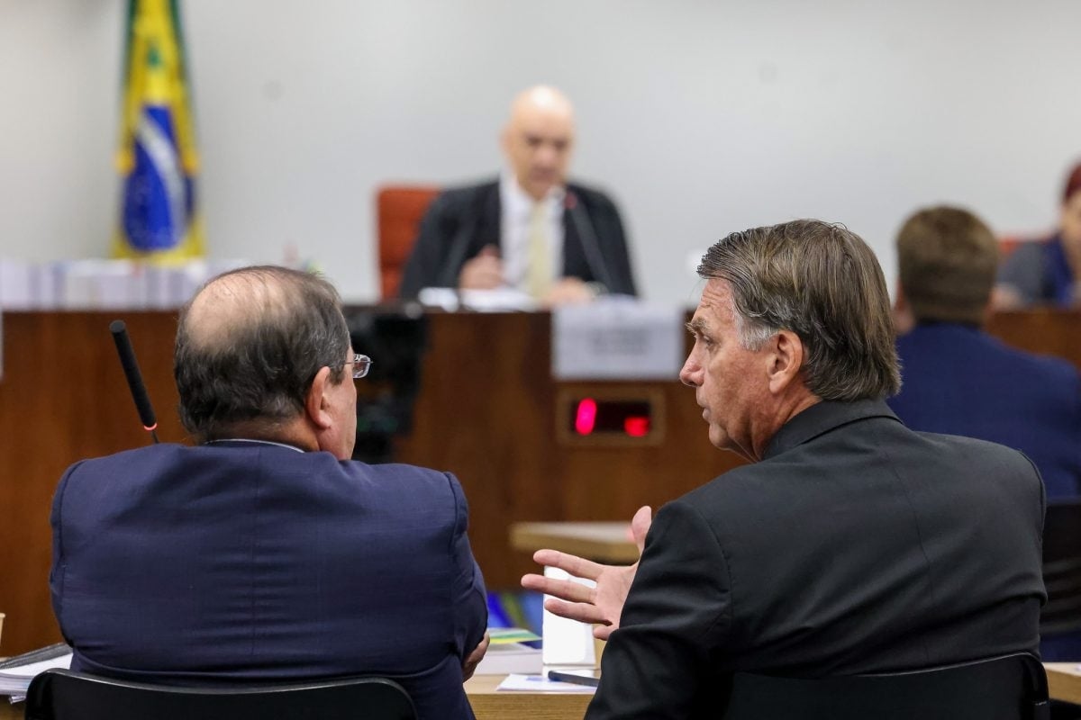 Bolsonaro tende a se manter longe do STF no julgamento da trama golpista