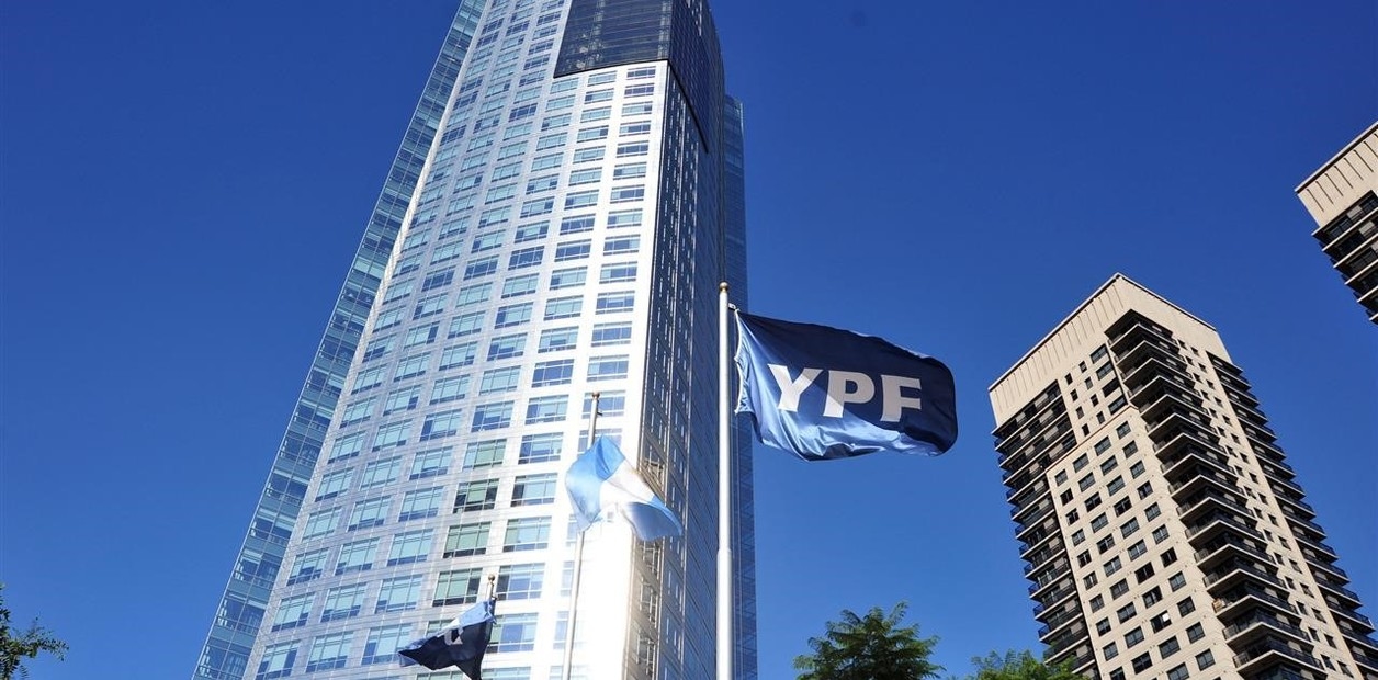 YPF: Один из кредиторов просит судью Преску не приостанавливать решение против Аргентины.