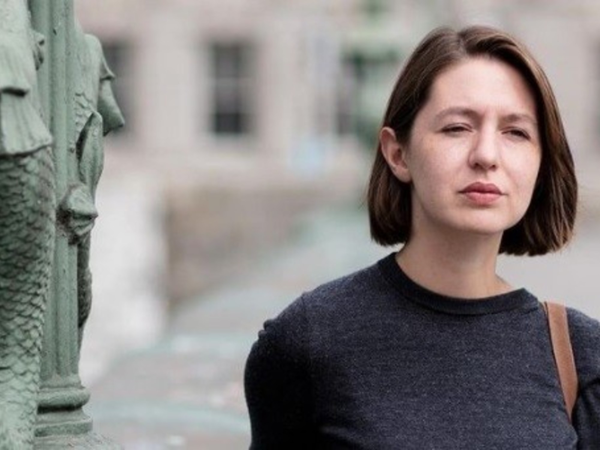 Voor het Verenigd Koninkrijk zou schrijfster Sally Rooney een misdaad begaan als ze een pro-Palestijnse organisatie steunt.