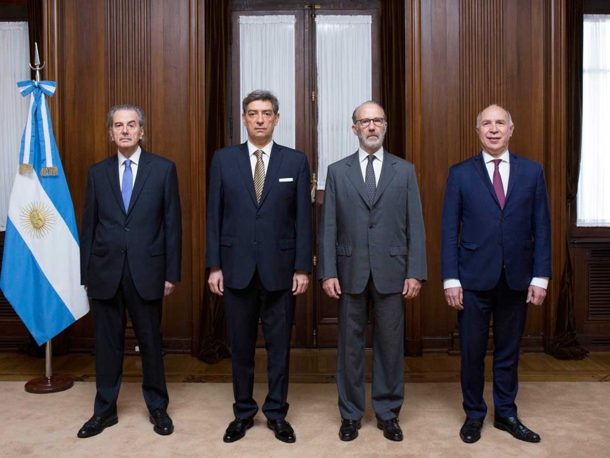 Após a queda da Ficha Limpa, um aliado do governo apresentou um projeto de lei para expandir o Supremo Tribunal Federal.