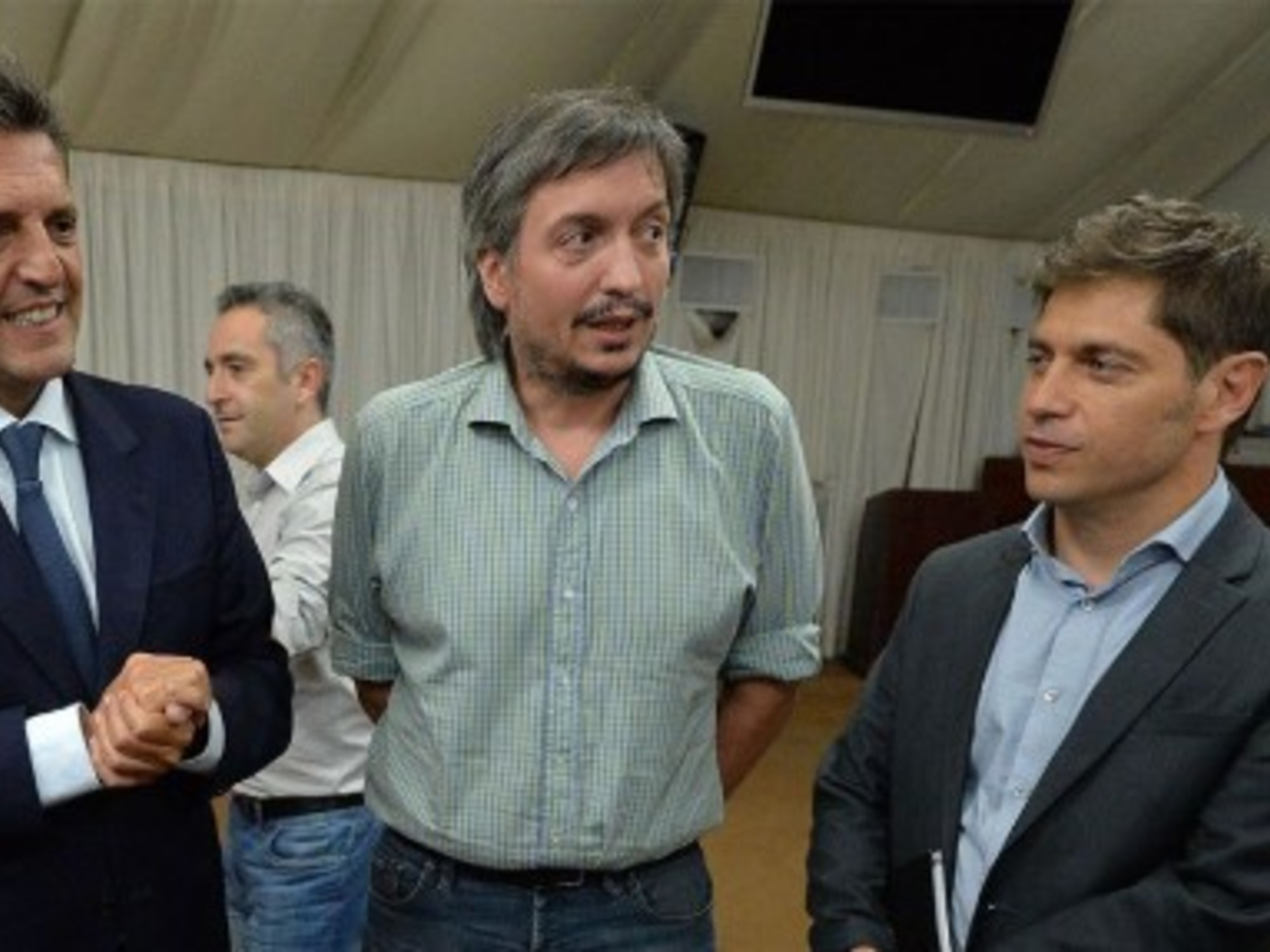 Cristina monopolizuje przywództwo peronistów: szanse Máxima rosną, Massa rezygnuje, a Kicillof nie stawia oporu.