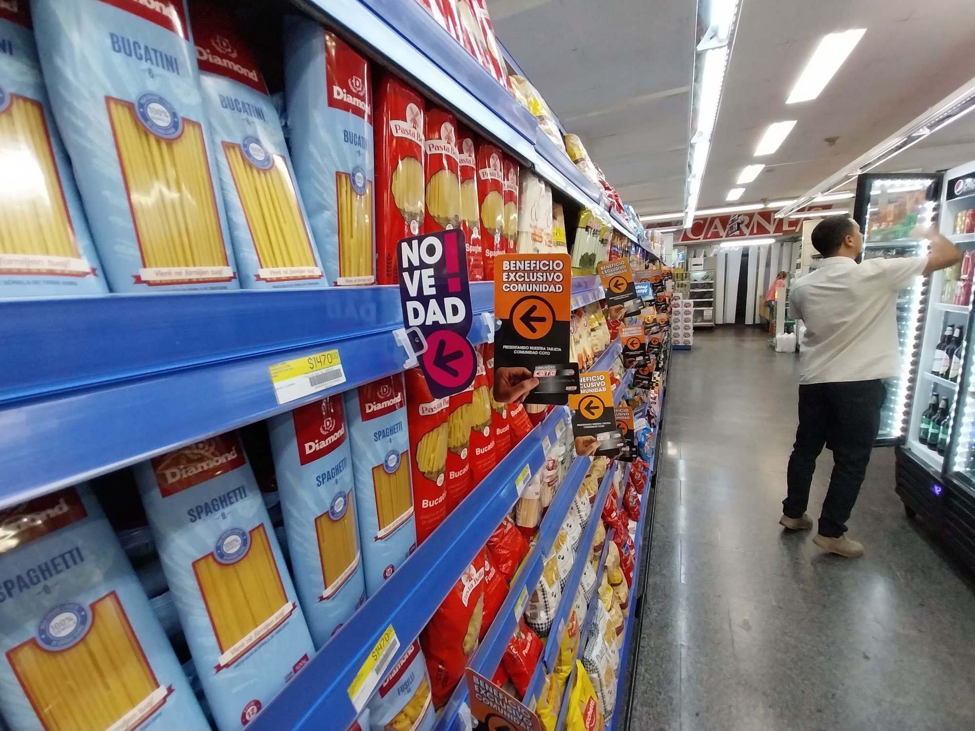 Deflation: Bei welchen Produkten wurden die Preise in der ersten Maihälfte gesenkt, um den Absatz anzukurbeln und mit importierten Produkten zu konkurrieren?