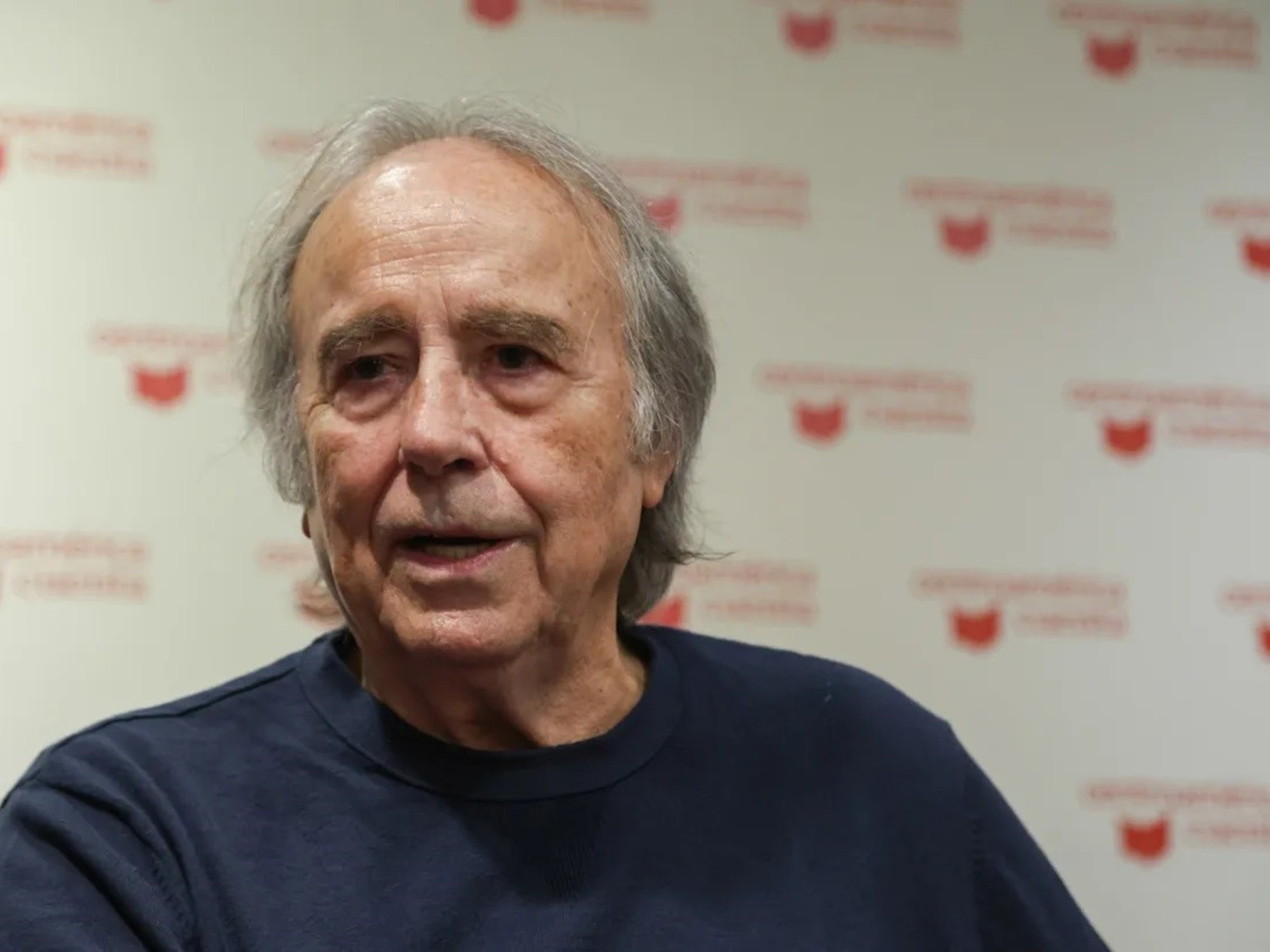 Serrat: "Los poderosos quieren un periodismo de difusión de su ideología"