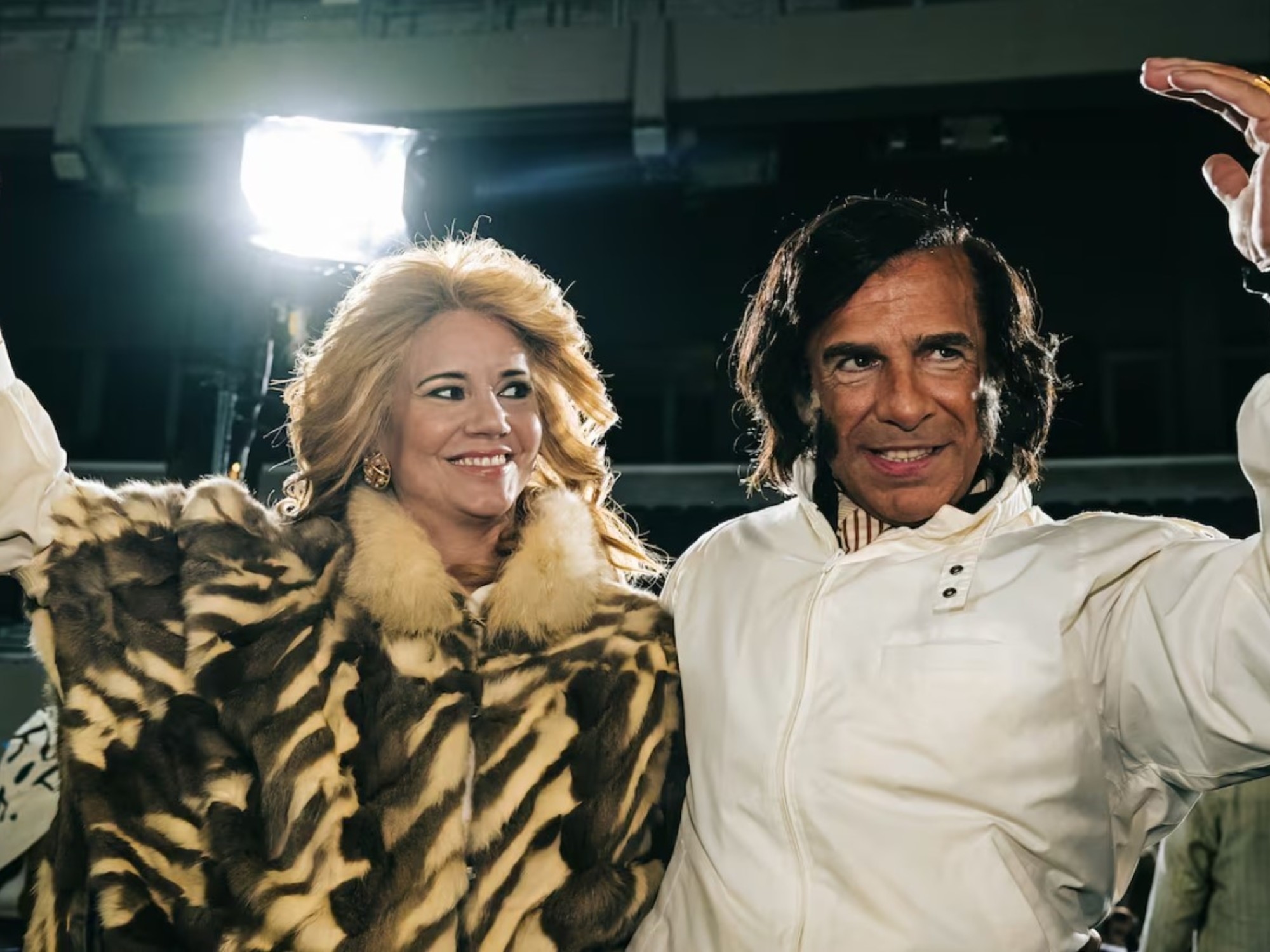 "Menem" and 90s fashion: furs, ponchos, and shiny sportswear