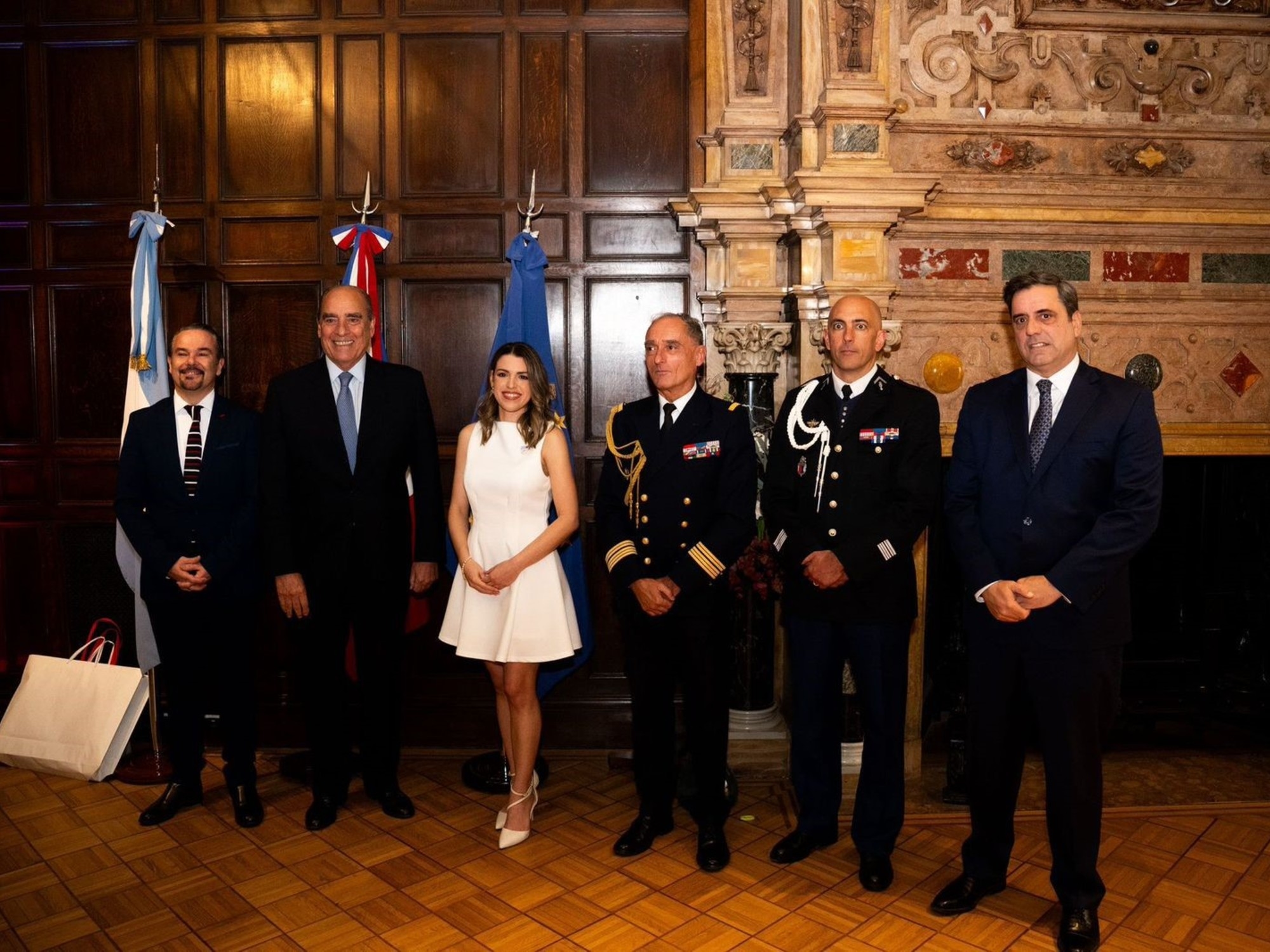 L'Ambasciata francese ha celebrato la sua festa nazionale, sottolineando le somiglianze con Milei