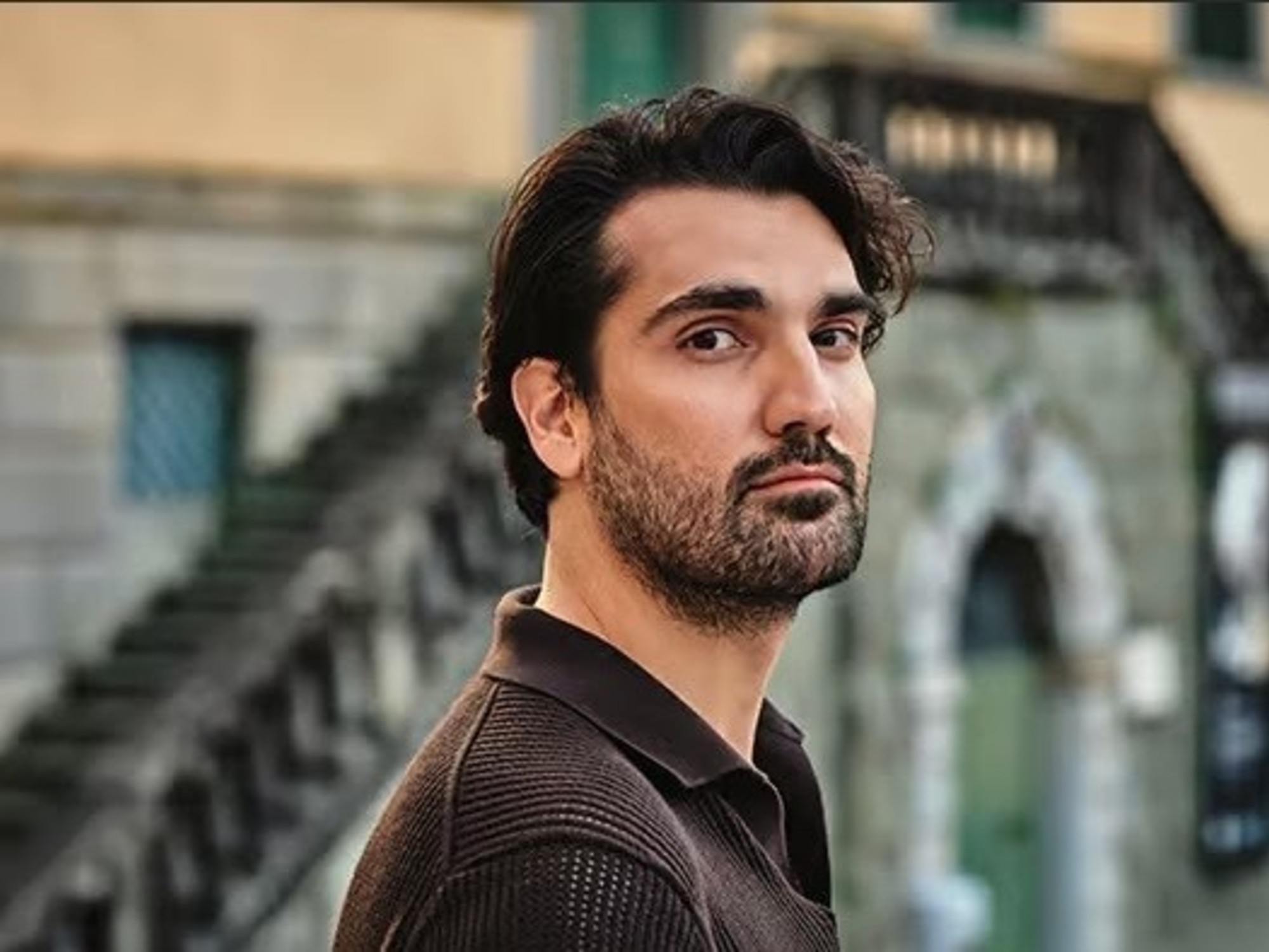 Lüks: Jonathan Tetelman Teatro Colón'da AURA serisinin açılışını yapıyor