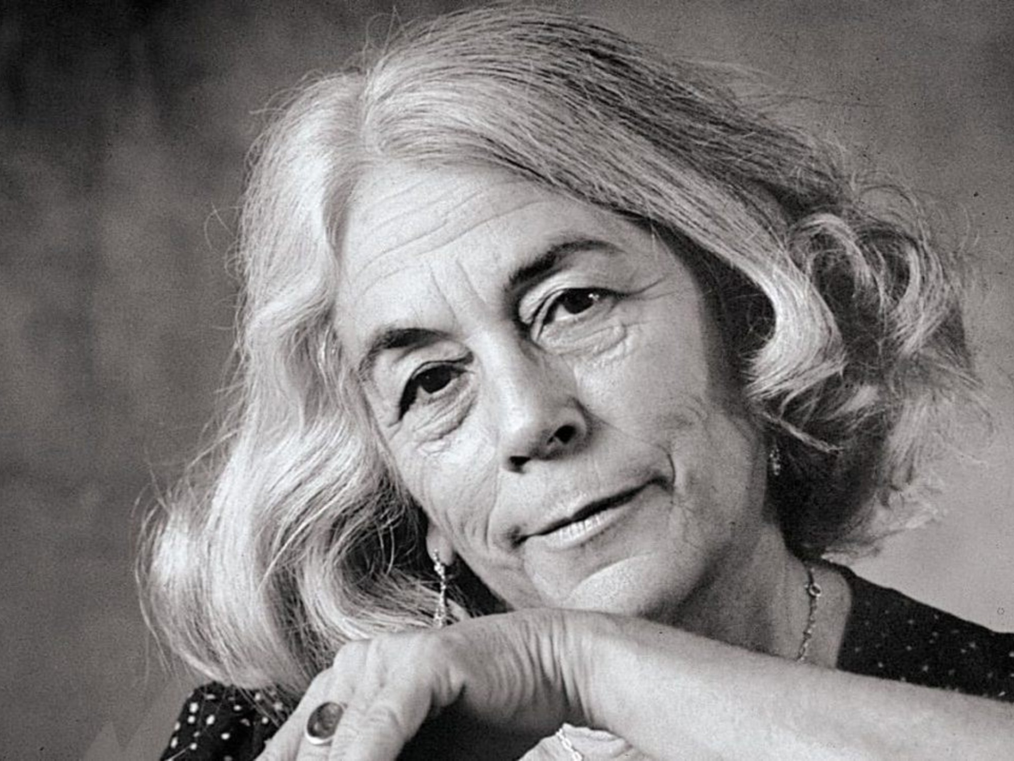 Carmen Martín Gaite: a 25 anni dalla sua morte e nel centenario della sua nascita, un'eredità più viva che mai.