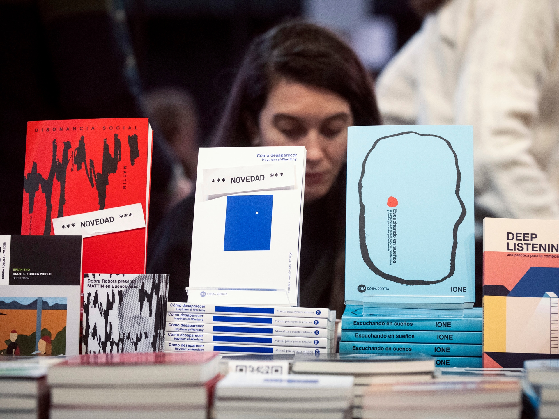 Feria de Editores: un mapa para encontrar 10 "joyitas literarias" en la FED 2025 que empieza hoy