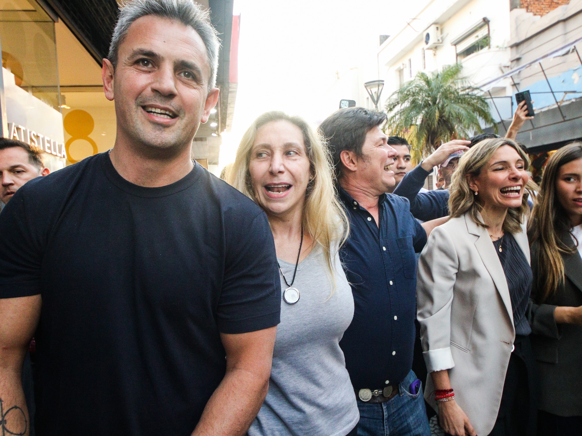 Wahlen in Corrientes: Die vernichtende Niederlage der LLA unterstreicht erneut die gescheiterte Strategie des Duos Karina-Lule Menem in den Provinzen.