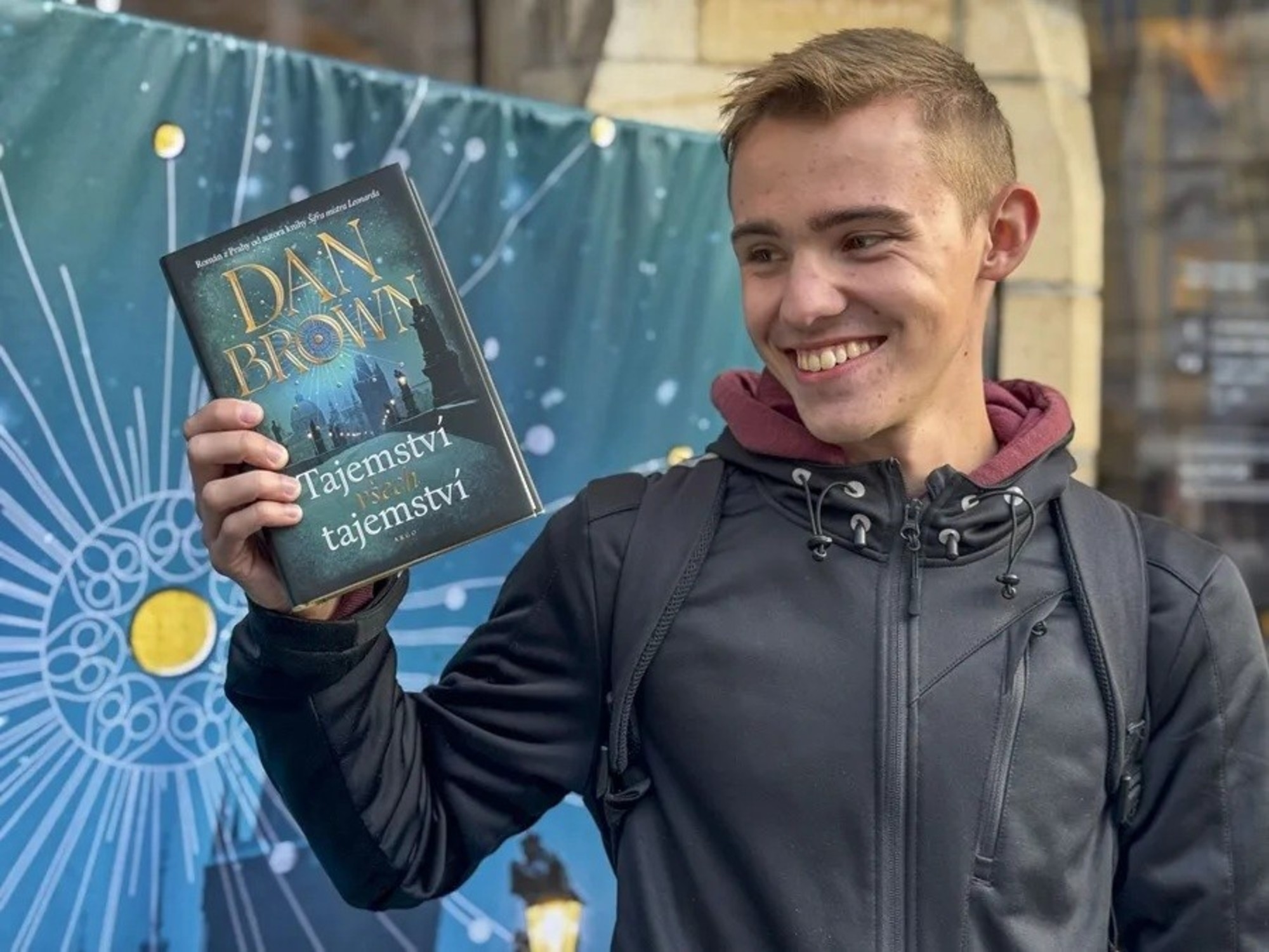 "O Último Segredo": o novo romance de Dan Brown ambientado em Praga chega à Argentina amanhã.