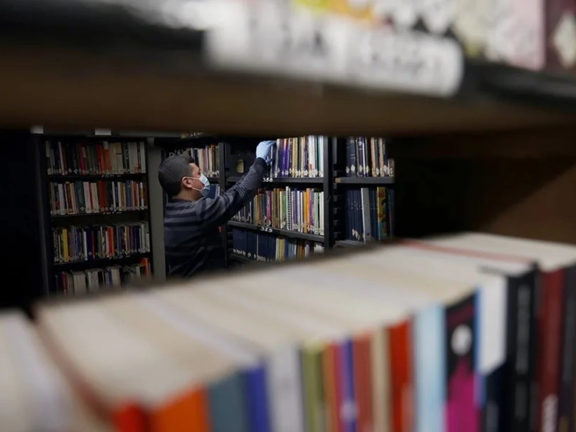 Chile: W Bibliotece Narodowej znaleziono książki ocenzurowane po zamachu stanu Pinocheta.