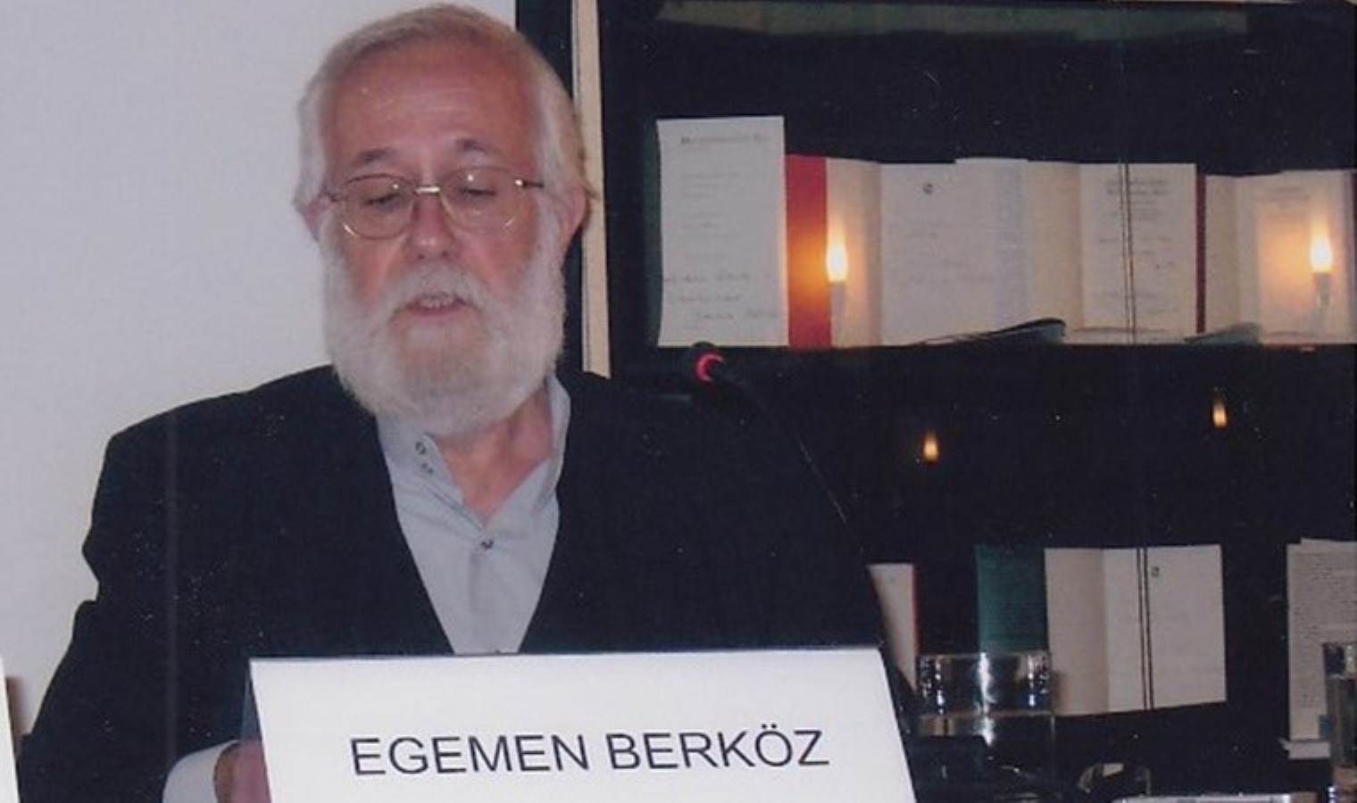 Behçet Aysan Poetry Award geht an Egemen Berköz